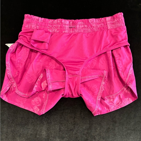 NWOT Atheleta Botanical Print Racer Run Shorts - Picture 6 of 7